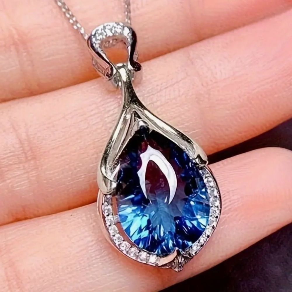 Blue Zirconia Pendant Necklace NWT